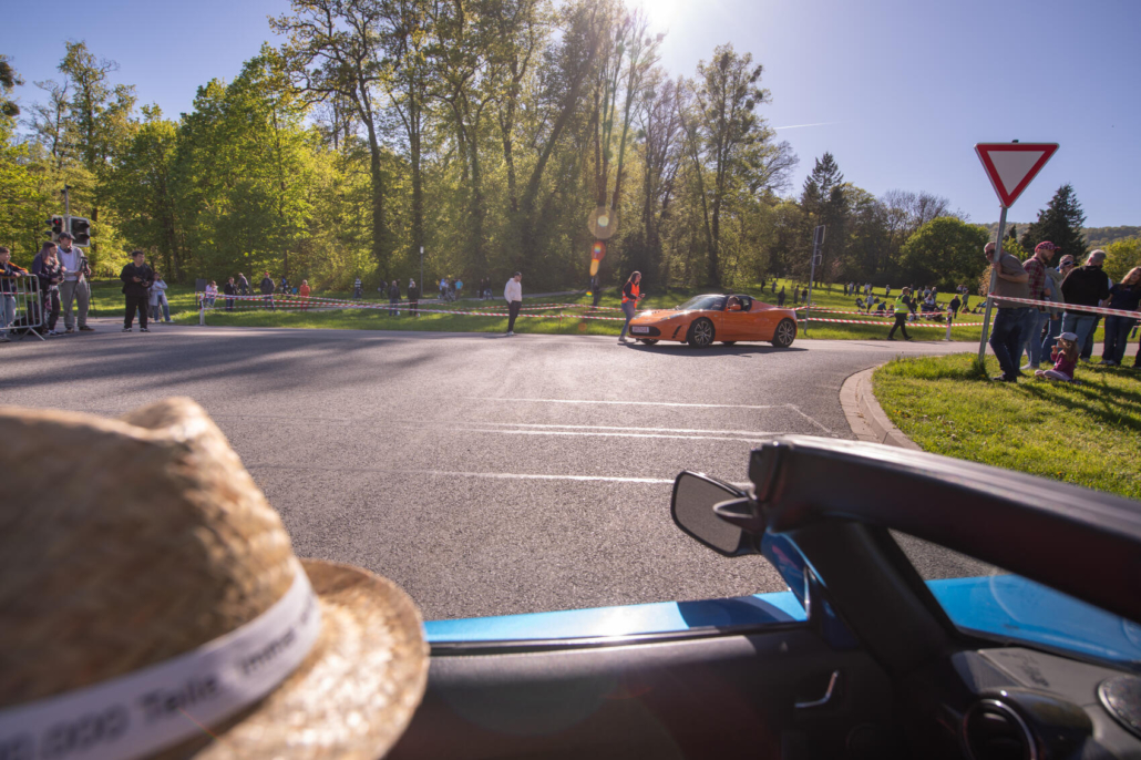 Tesla Roadster beim Herkules Bergparkrennen 2026